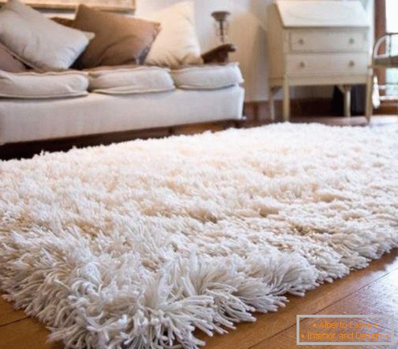 weißer Teppich mit langem Nickerchen, Foto 56