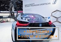 BMW gab den ungefähren Preis für den lang ersehnten hybriden Supersportwagen i8 bekannt