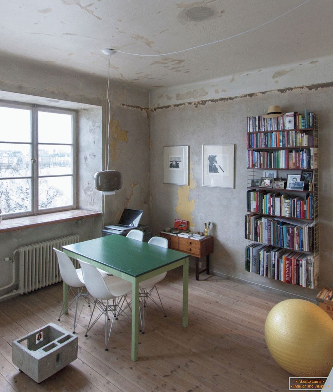 Innenarchitektur einer Wohnung in der skandinavischen Art