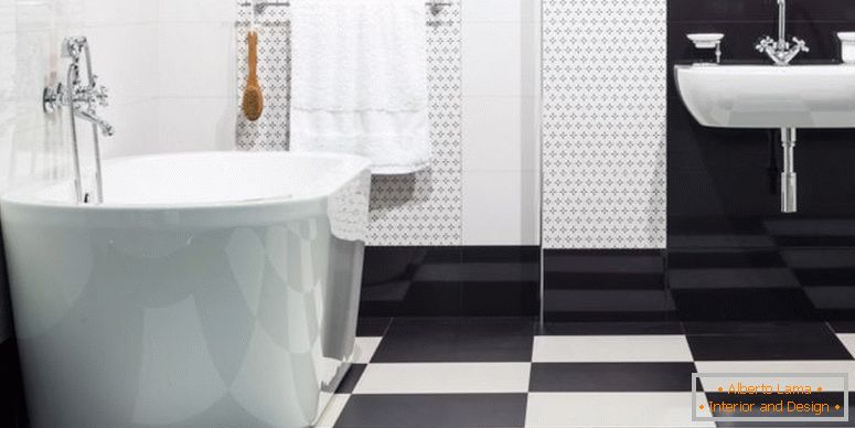 Schwarz-Weiß-Badezimmer