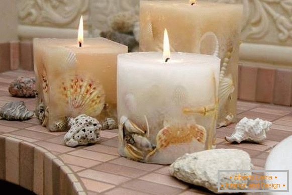 Kerzen aus Muscheln - ausgezeichnete Einrichtung für das Badezimmer