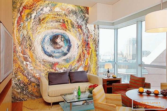 Die dekorative Malerei im Inneren verleiht Ihrem Apartment Eleganz.