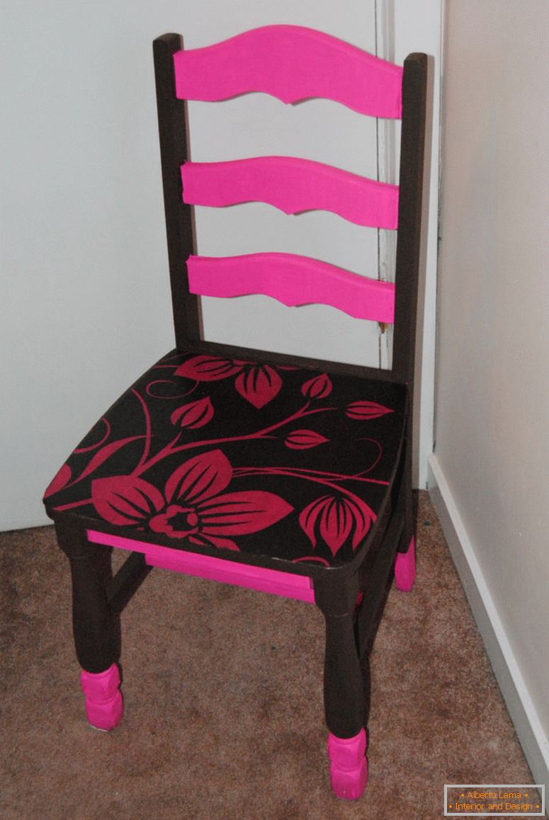 pink-braun-gemalter-decoupage-stuhl