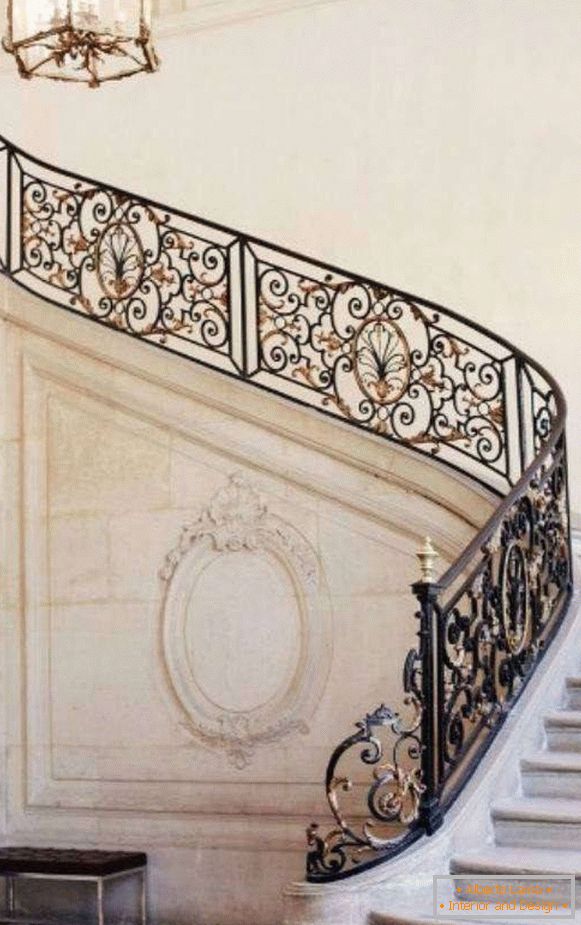 Entwurf einer Treppe in einem Privathaus, Foto 1