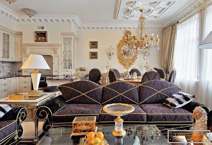 Eine luxuriöse Version des Gästezimmers im Stil des Eklektizismus.