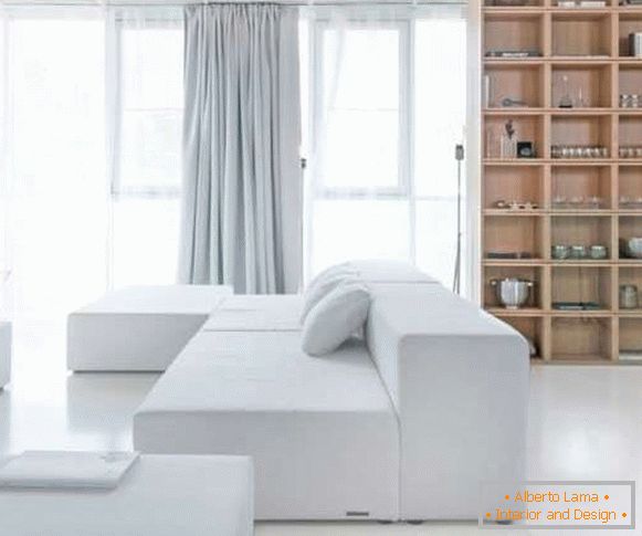 Ein-Zimmer-Interieur im modernen Stil und minimale Möbel