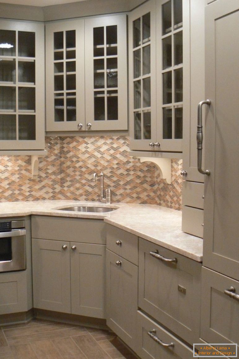 modern-grau-Küche-Speicher-Schränke-plus-schöne-Ecke-Waschbecken-Design-mit-Mosaik-Backsplash-Fliesen
