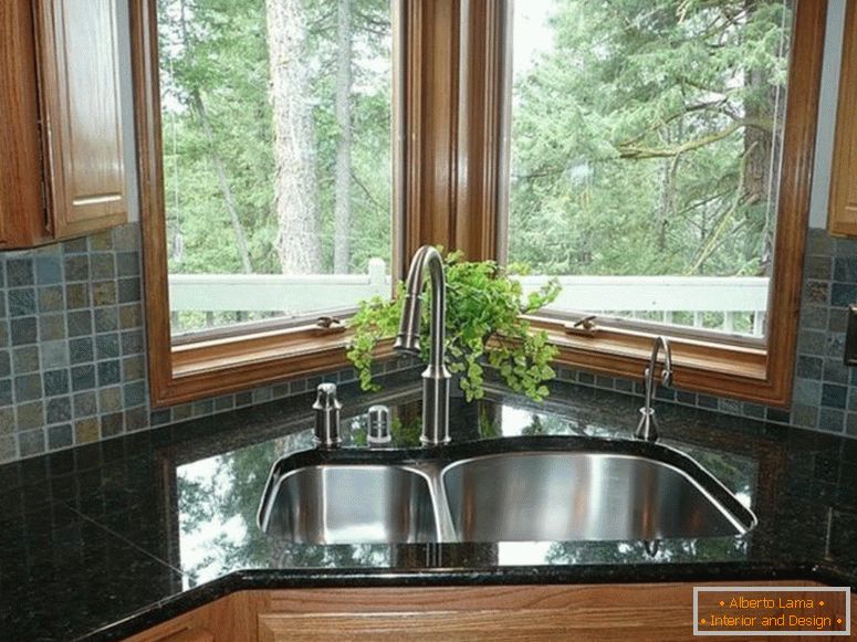 exotisch-grau-backsplash-fliesen-kombiniert-mit-schwarz-granit-countertop-auch-ecke-küche-waschbecken-design