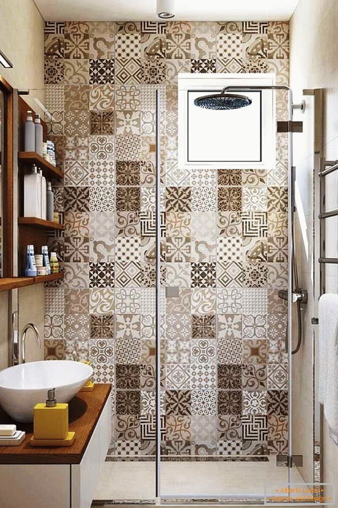 Imitation Mosaik im Badezimmer ohne Toilette