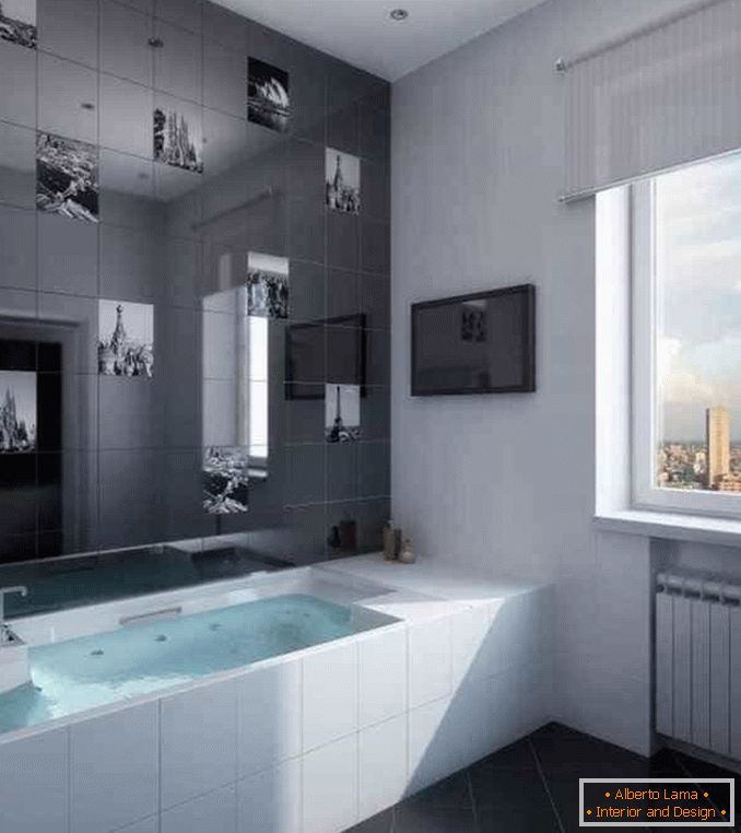 Badezimmer in einem Plattenhaus mit einem Fenster