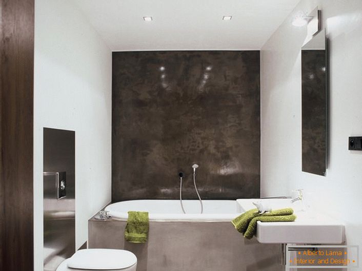 Helle und dunkle Brauntöne - eine traditionelle Lösung für die Dekoration des Badezimmers in einem modernen Stil. Ein kleines Badezimmer ist nicht mit unnötigen Details überladen.