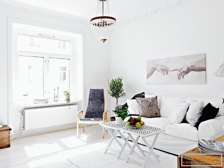 Innenraum einer modernen Wohnzimmerwohnung in Schweden