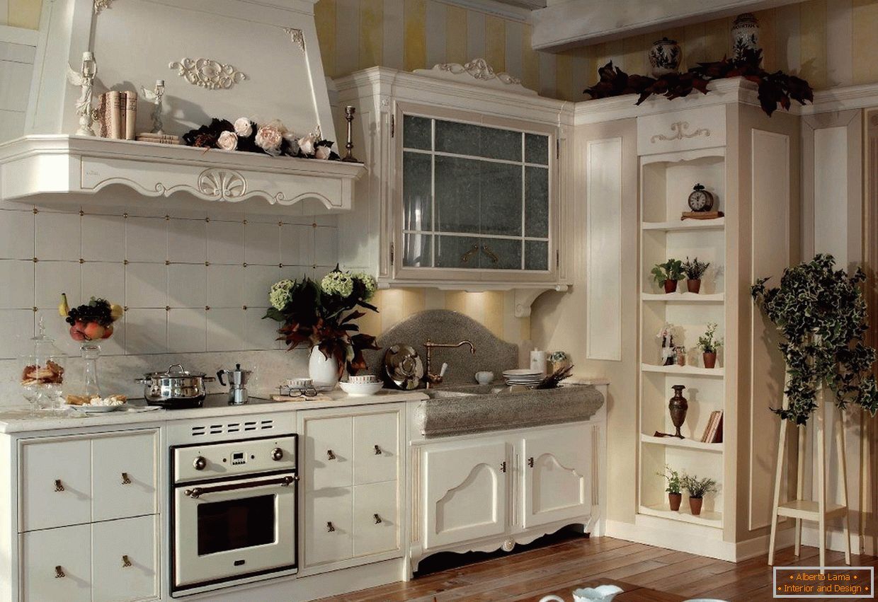 Dekorieren Sie die Küche mit einem Dekor im Stil der Provence