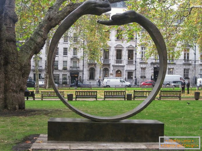 Skulptur in einem Londoner Park