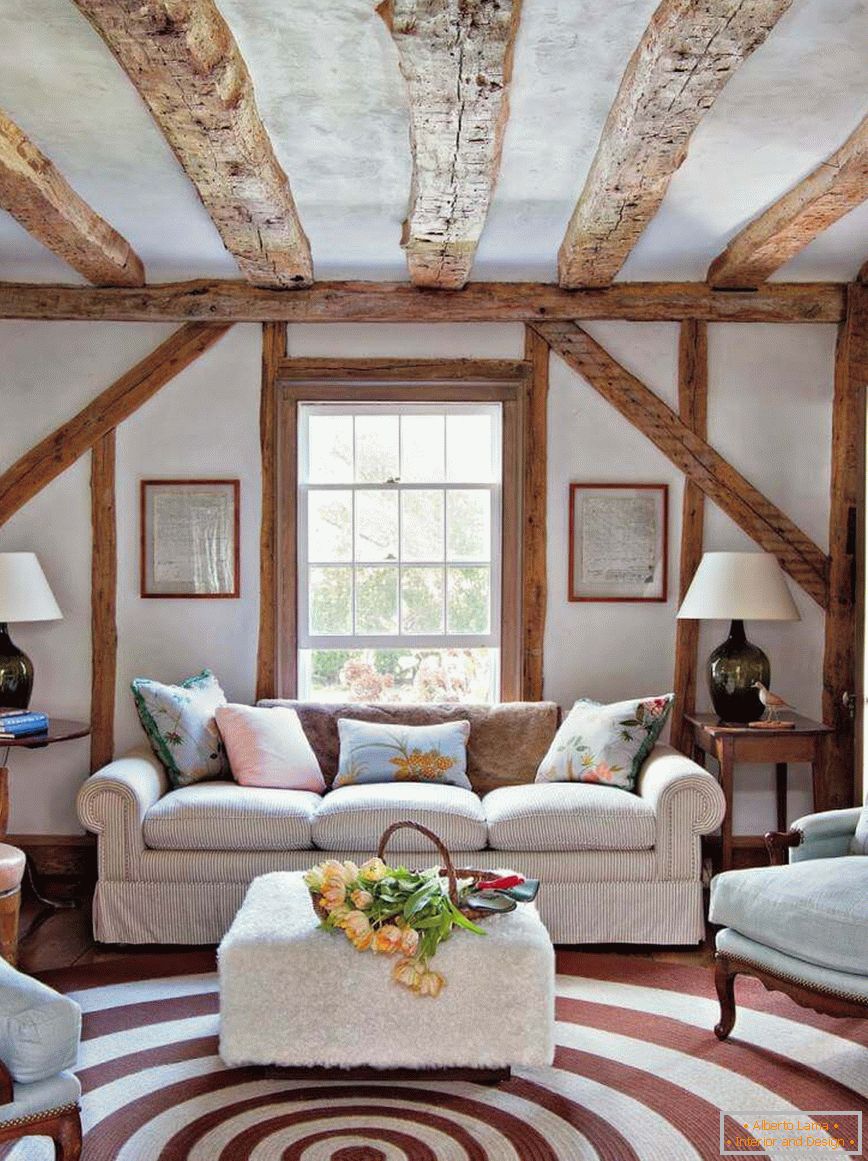 Decken-Wohnzimmer-in-Stil-Provence-Foto-Interieur
