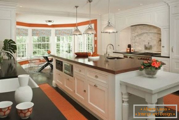 Acker Küche in orange Farbe