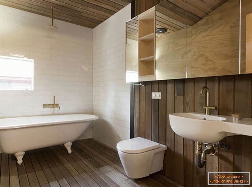 Badezimmer - eine Kombination aus Holz und Fliesen
