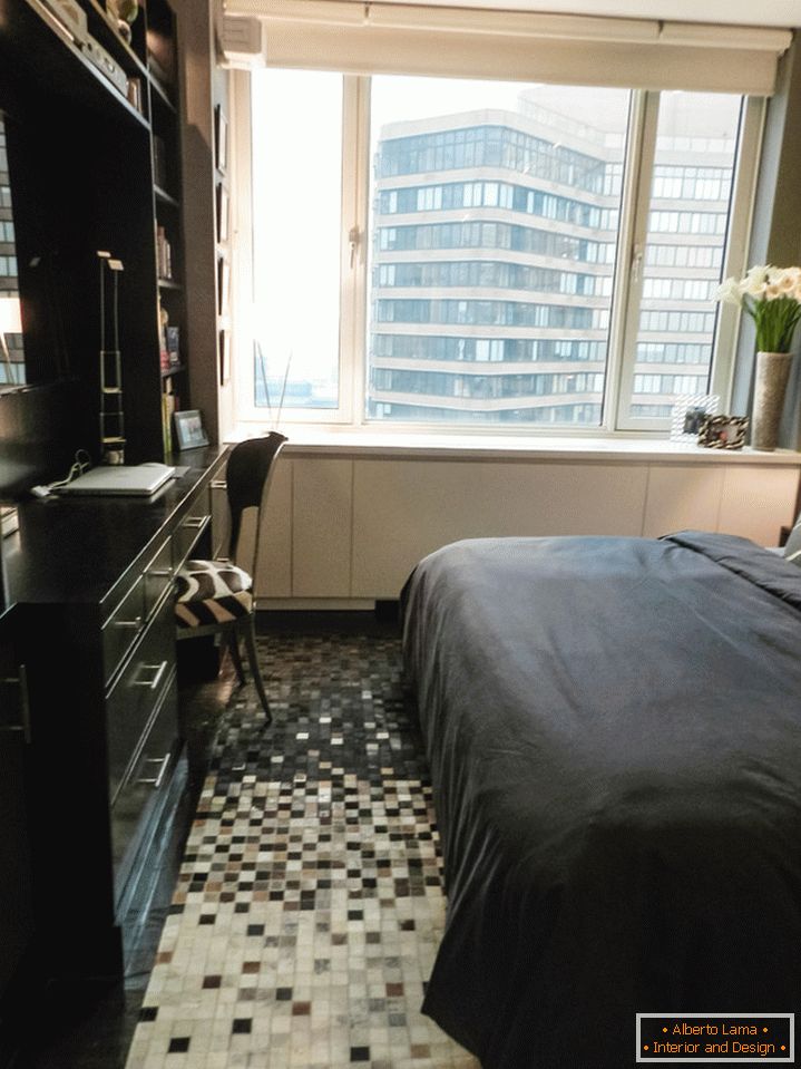 Schlafzimmer der Junggesellenwohnung in Manhattan