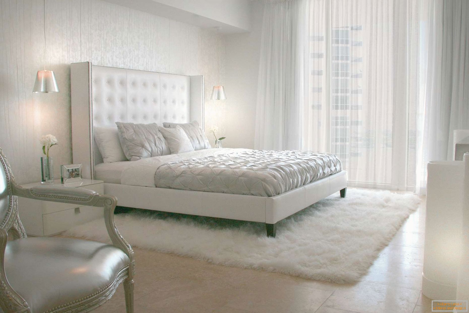 Weiße Farbe im Schlafzimmerdesign