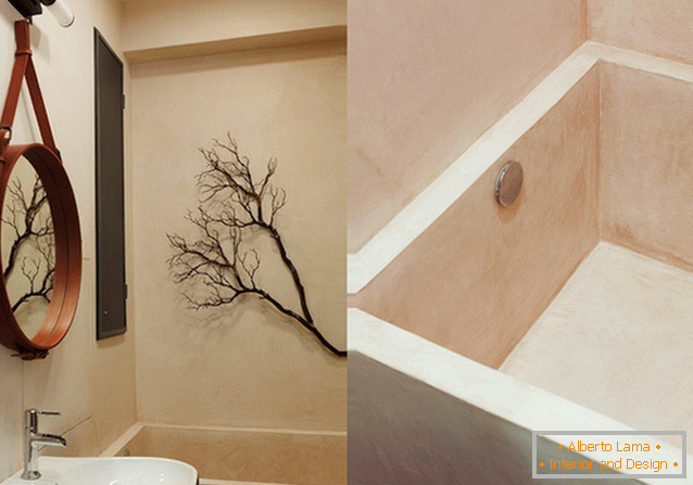Trockener Zweig an der Wand im Badezimmer