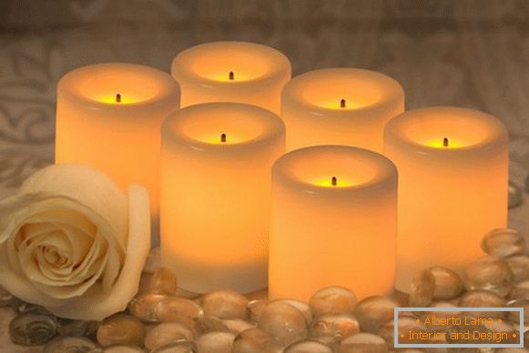 Flammenlose Kerzen für Badezimmer