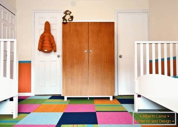 helles Teppich-Kinderzimmer