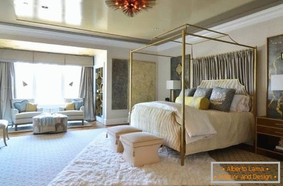 Elegante Spanndecke mit Metallic-Effekt im Schlafzimmerdesign