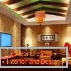 Gemütliches Dekor eines Zimmers im chinesischen Stil