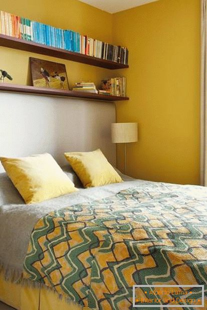 Schlafzimmer Design in gelber Farbe