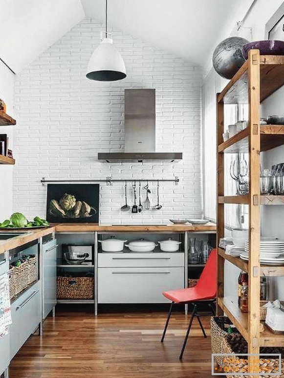 Kleine Küche im Loft-Stil - Innenansicht