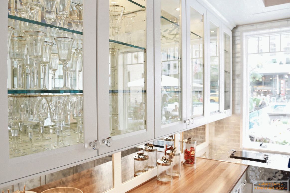 Küchenset mit Glastüren