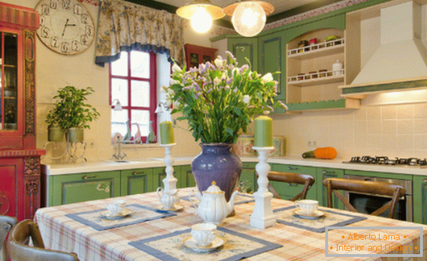 Kleine küche im stil der provence - französischer chic auf