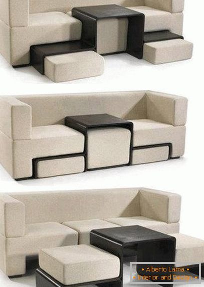 Sofa mit ausziehbaren Sitzen
