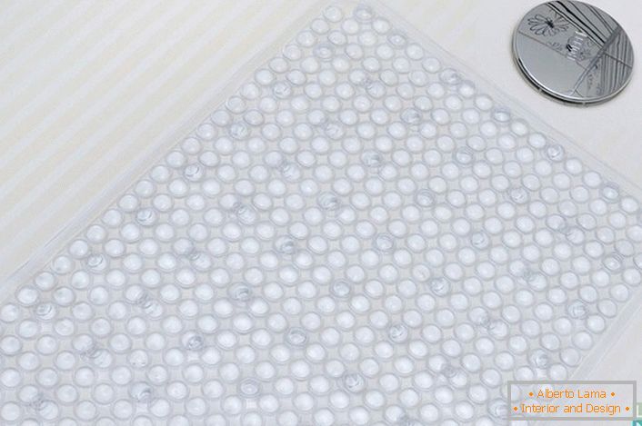 Antirutschmatte ist für Dusche und Badewanne geeignet. Transparente Textur verletzt nicht das Konzept der Designabsicht. 
