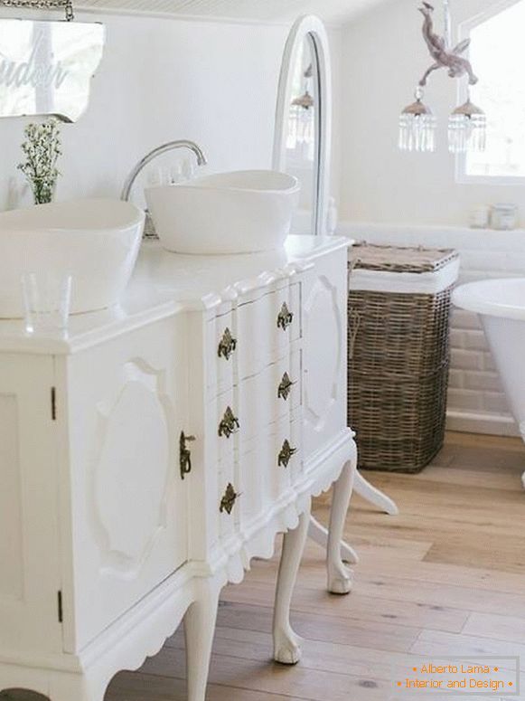Weiße Badezimmermöbel Provence