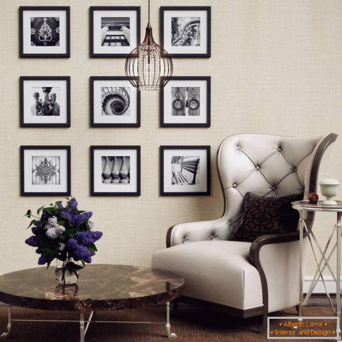 Dekor von Wänden mit eigenen Händen mit Schwarz-Weiß-Fotos
