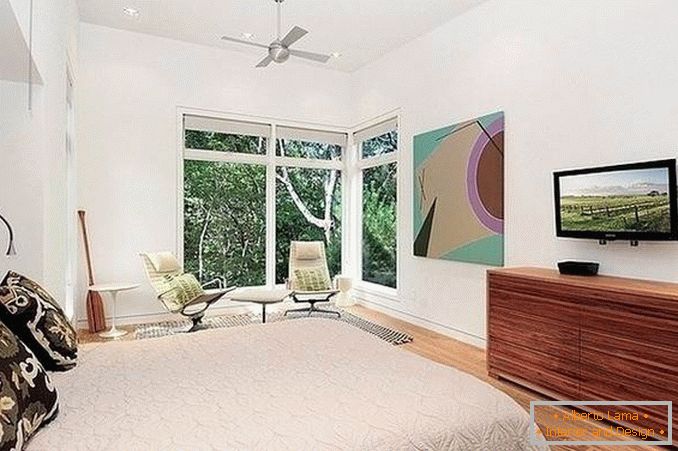 Schlafzimmer Innenarchitektur mit Eckfenster Foto