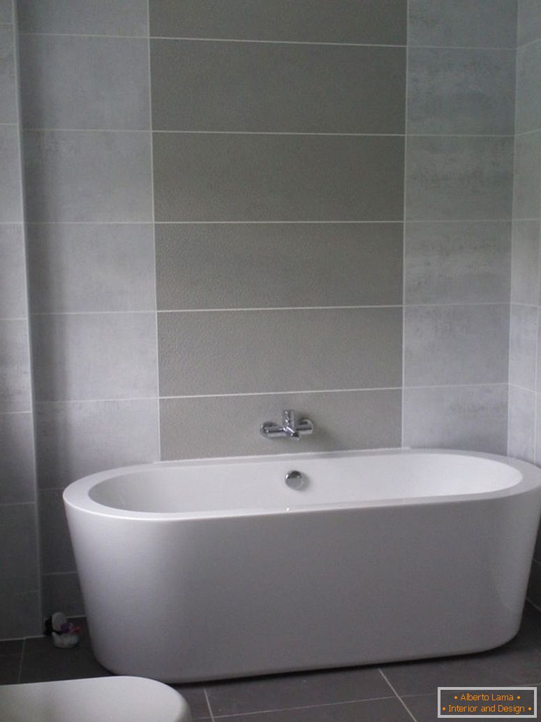 top-vierzig-ideen-grau-badezimmer-fliesen-designs-klein-raum-hinzugefügt-oval-tub-für-dekorieren-zimmer grau-bad-ideen
