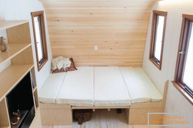Komfortables Mini-Haus: Fotos aus Ontario - Klappmöbel