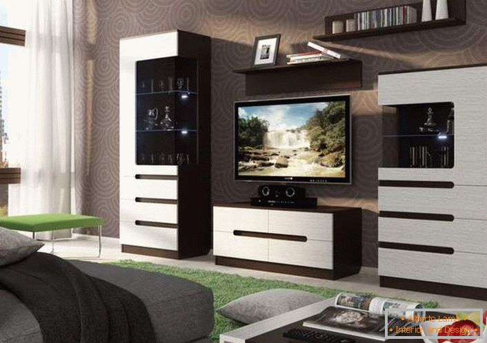 Modulare Möbel für Wohnzimmer in High-Tech-Stil. Hi-Tech toleriert keine langweilige, abgestumpfte Symmetrie.