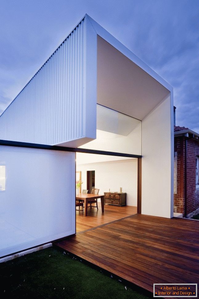 Eine kompakte Erweiterung zu einem Backsteinhaus von David Barr Architect