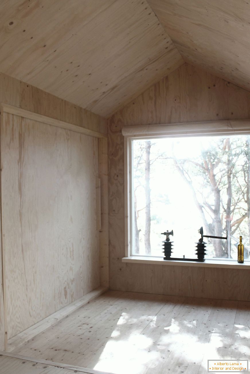 Интерьер мини-дома Ermitage Hütte в Швеции