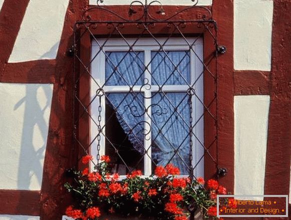 Arten von Gittern für Fenster - geschmiedet dekorativ