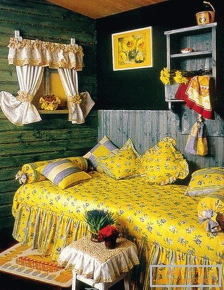 Schlafzimmer mit Textildekor für russisches Design