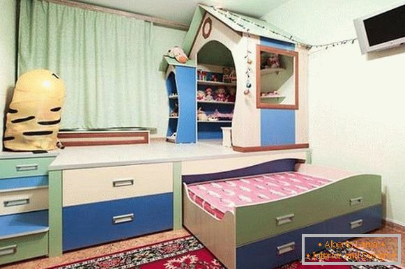 Schrankbett in einem Kinderzimmer, Foto 6