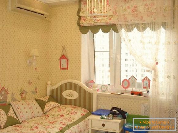 Raffrollos in einem Kinderzimmer für ein Mädchen, Foto 16