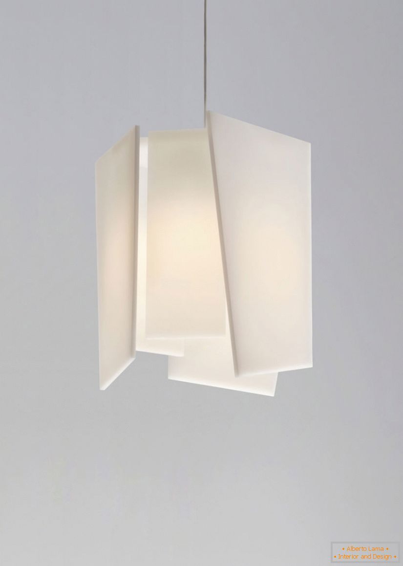 Designerlampe aus Holz