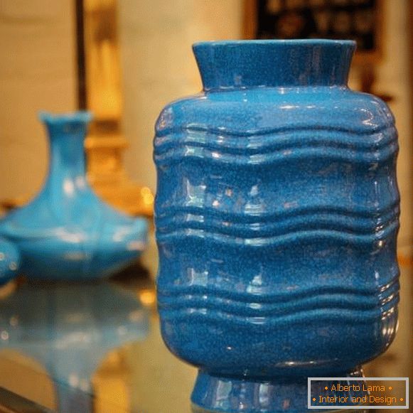 Schöne und modische Vasen für die Inneneinrichtung im Jahr 2016