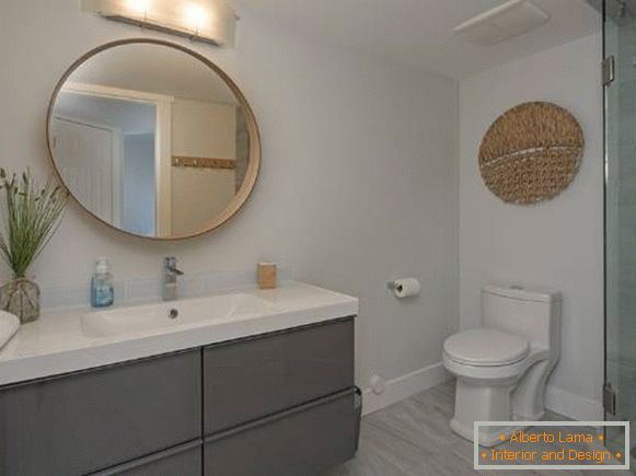 Der moderne Entwurf des Badezimmers in Grau - Foto 2016