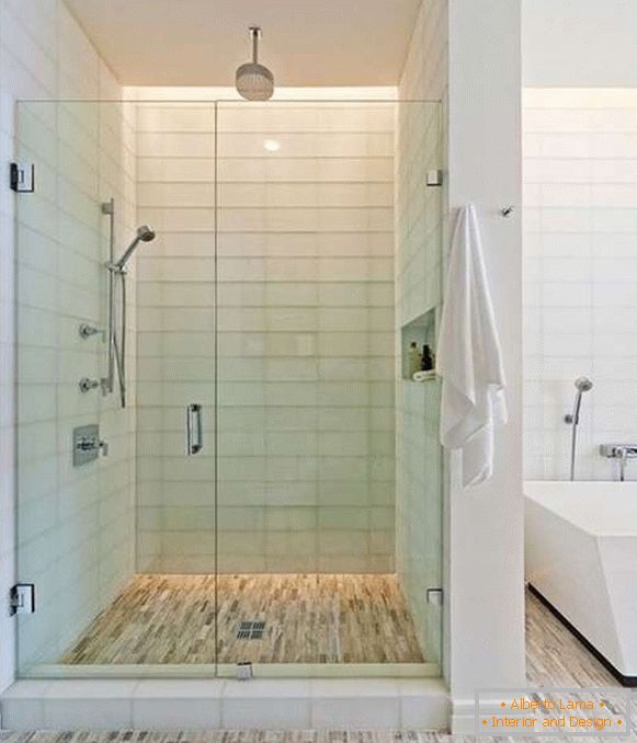 Glastüren für eine Dusche - Fotos im Badezimmer